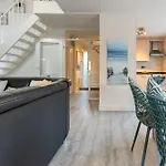 Villa &