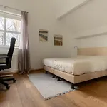 & * Julianadorp